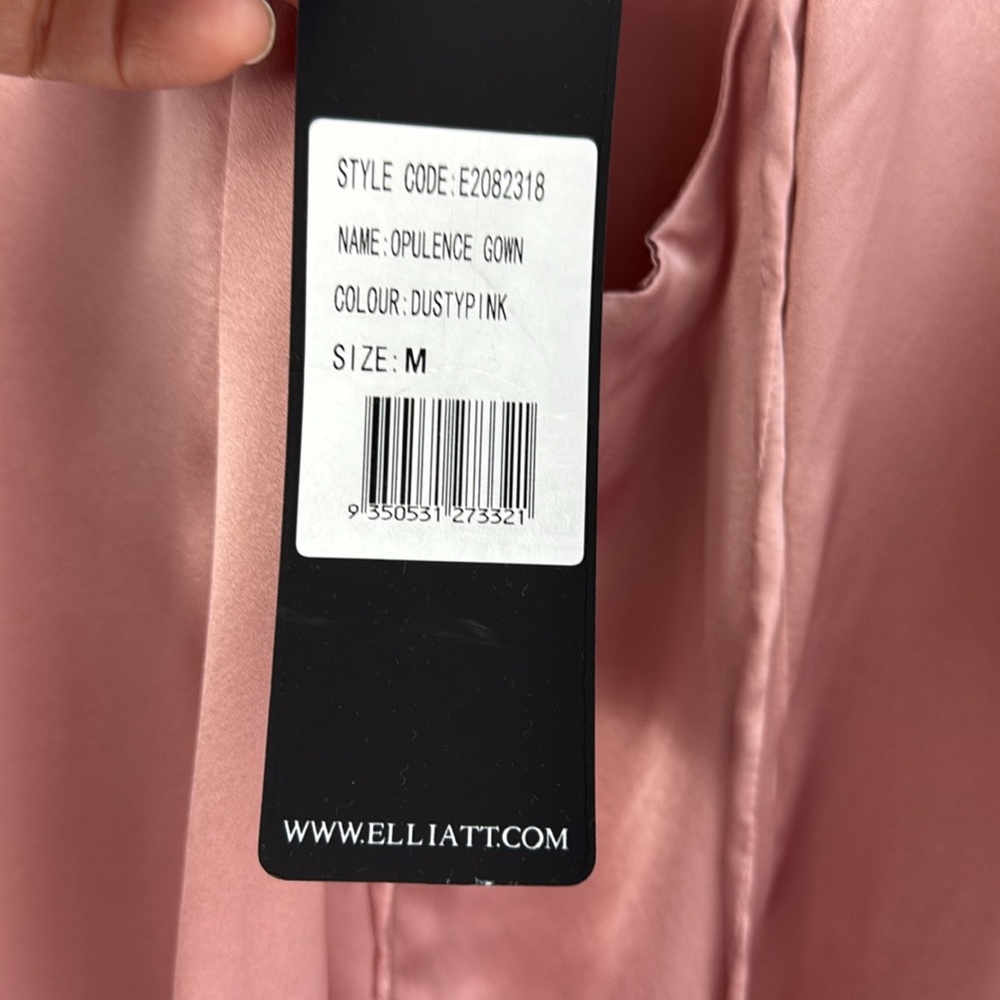 Elliatt Blush Long Satin Opulence Gown - Size Medium NWT - Picture 5 of 11